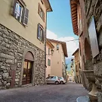 Al Borgo - Luxury Bilocale Con 4 Posti Letto דירה Bienno