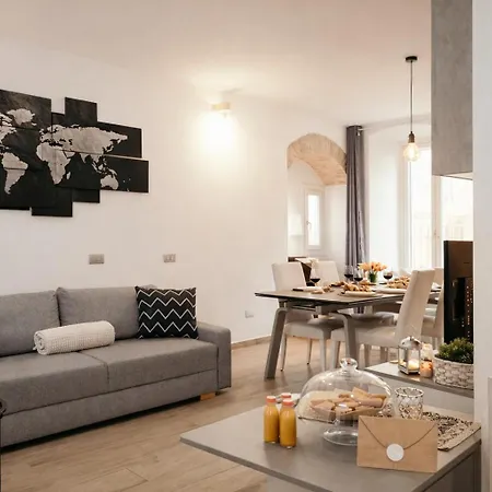 Al Borgo - Luxury Bilocale Con 4 Posti Letto * Bienno