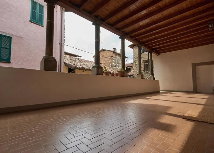 Al Borgo - Luxury Bilocale Con 4 Posti Letto Апартаменты Bienno