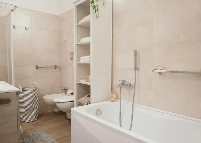 Al Borgo - Luxury Bilocale Con 4 Posti Letto * Bienno